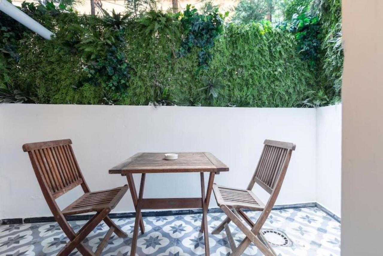 Historical 4-Br Home Steps From Besiktas Stadium & Bosphorus Views - Prime Nisantasi Location! Истанбул Екстериор снимка