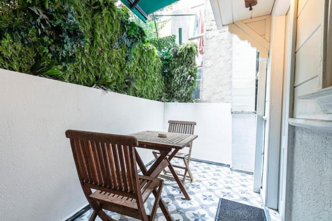 Historical 4-Br Home Steps From Besiktas Stadium & Bosphorus Views - Prime Nisantasi Location! Истанбул Екстериор снимка
